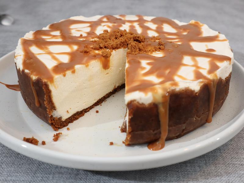 Skyrterta með karamellusósu